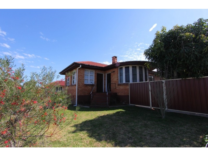 122 Doonkuna St, Kingaroy QLD 4610