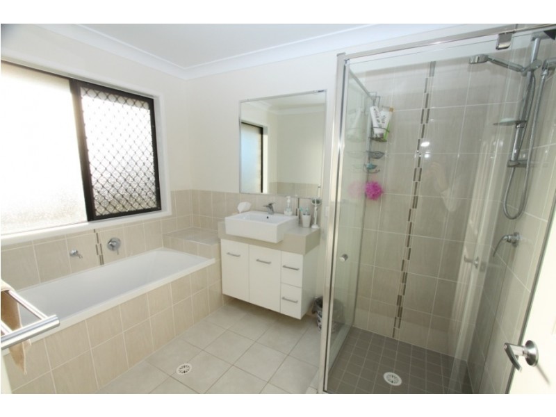 4 Gwalia Crt, Kingaroy QLD 4610