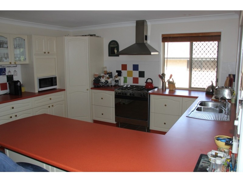 28 Freeman, Kingaroy QLD 4610