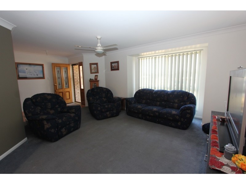 4 Hillview Parade, Kingaroy QLD 4610