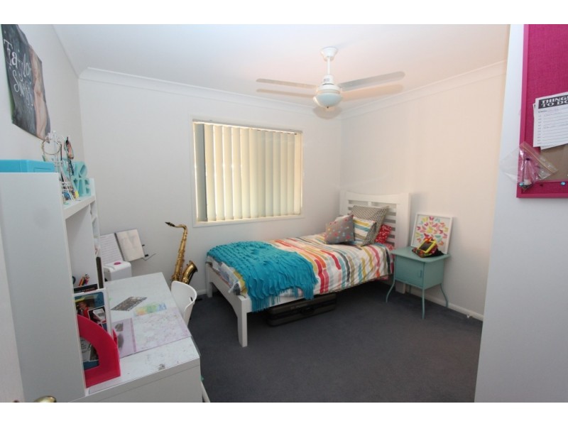 4 Hillview Parade, Kingaroy QLD 4610