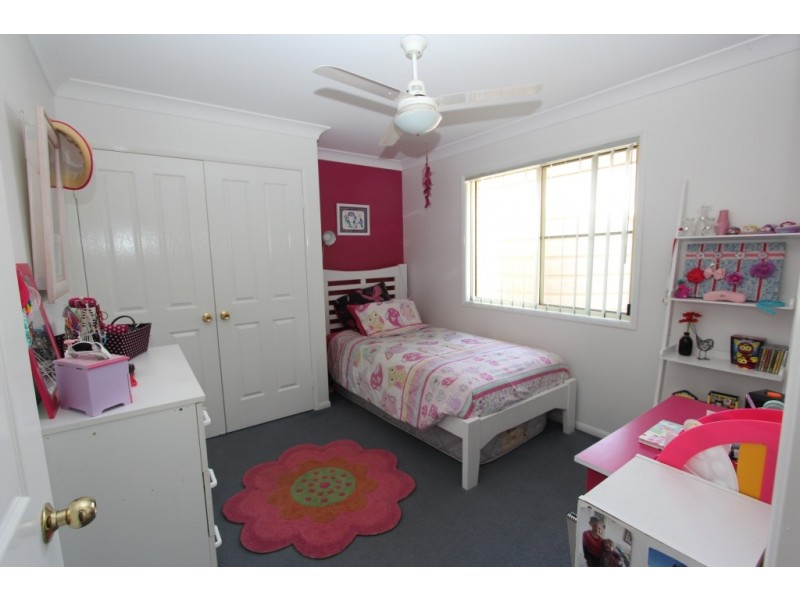 4 Hillview Parade, Kingaroy QLD 4610