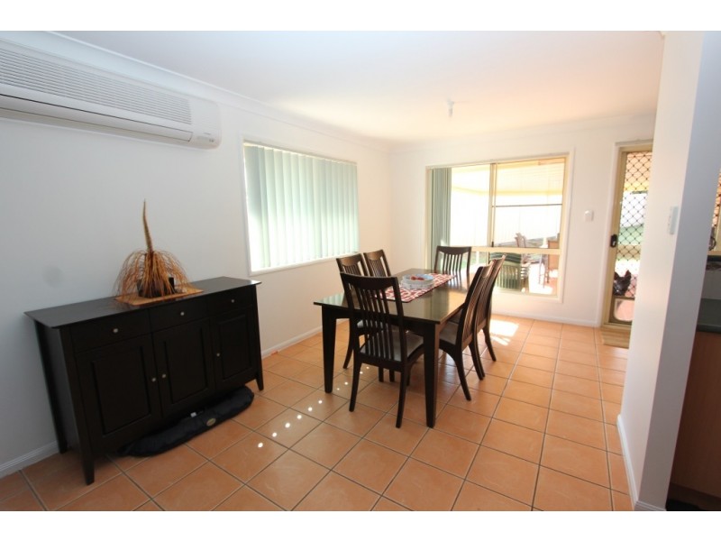 4 Hillview Parade, Kingaroy QLD 4610