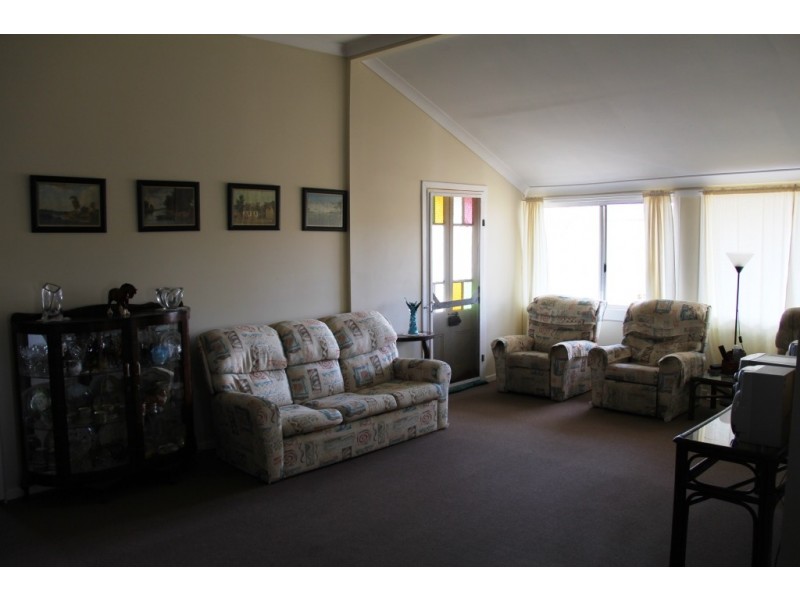 Cushnie QLD 4608
