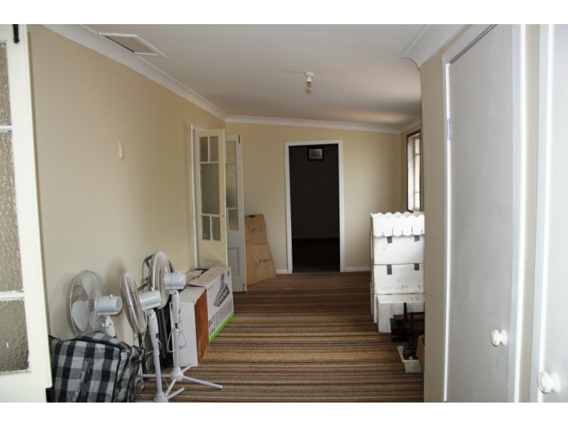 Cushnie QLD 4608