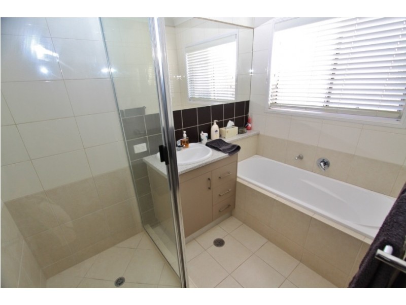 3 Ashby Crt, Kingaroy QLD 4610