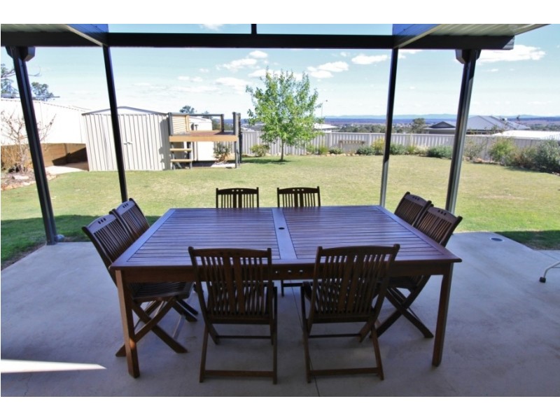 3 Ashby Crt, Kingaroy QLD 4610