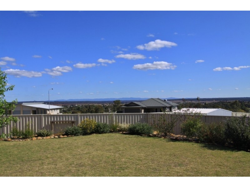 3 Ashby Crt, Kingaroy QLD 4610