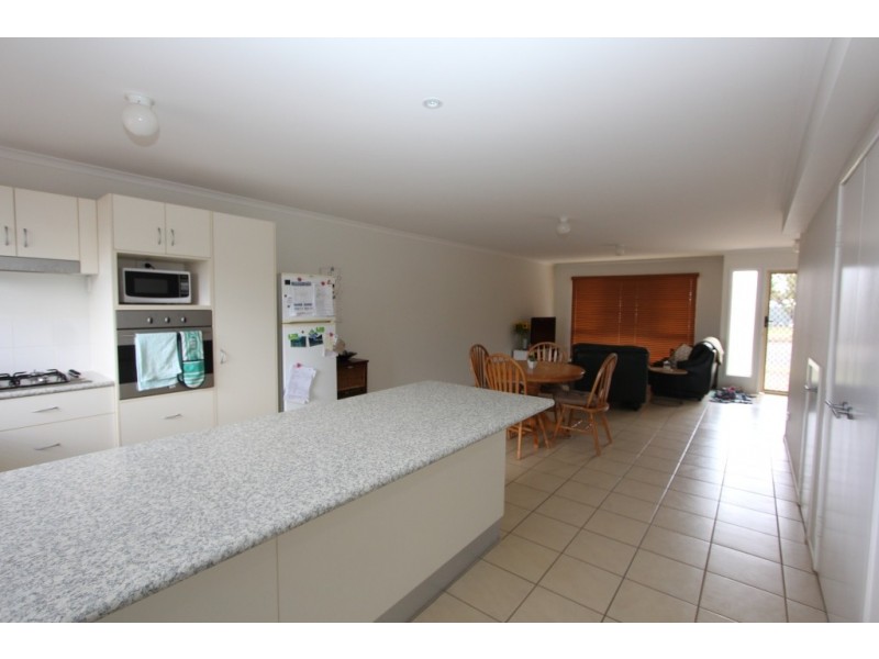 Unit 2,26 Edward Street, Kingaroy QLD 4610