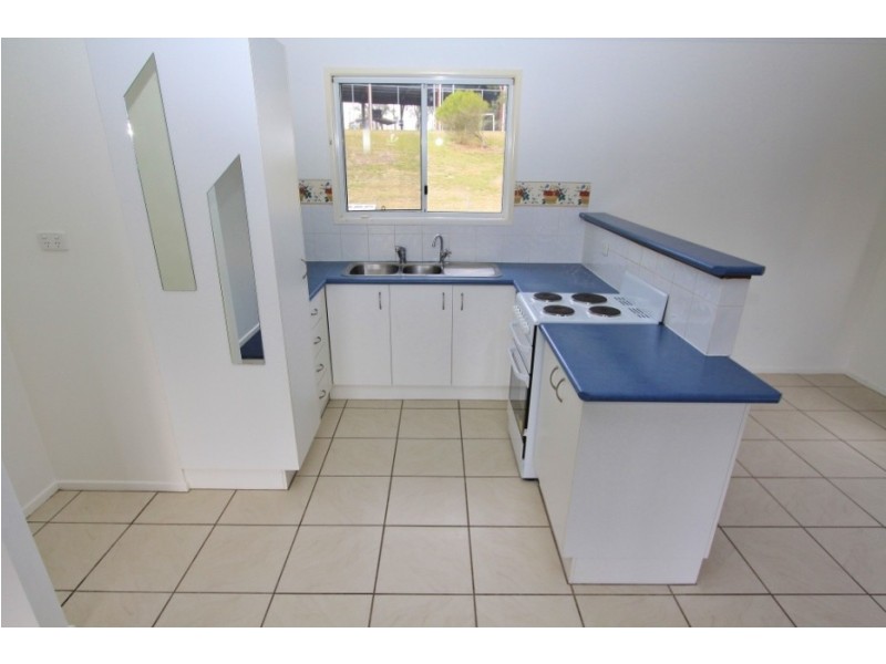 26 Deakin Street, Nanango QLD 4615