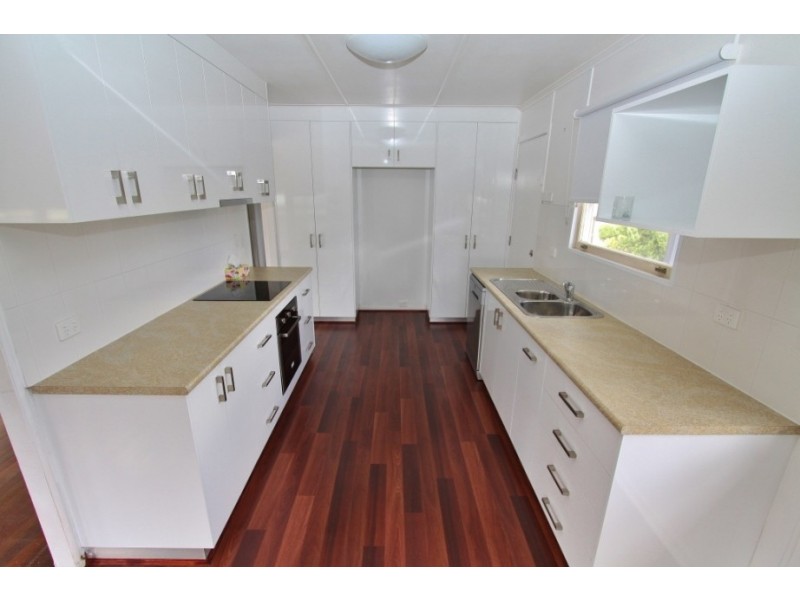 17 Jubilee Street, Kingaroy QLD 4610