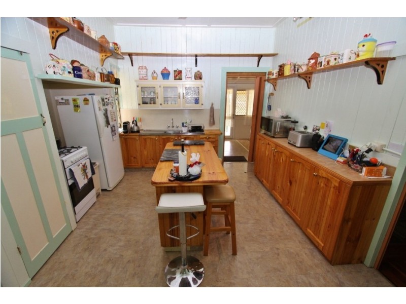 2 Agnes Street, Kingaroy QLD 4610