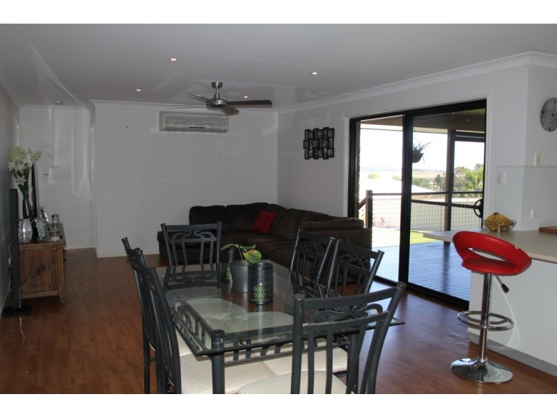 25 Hillview Parade, Kingaroy QLD 4610