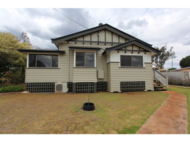 38 Kingaroy St, Kingaroy QLD 4610