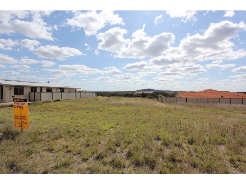 86 Banksia Drive, Kingaroy QLD 4610