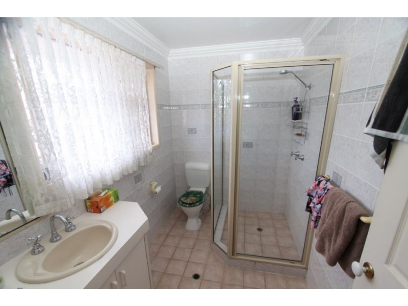 13 Olive Grove, Kingaroy QLD 4610