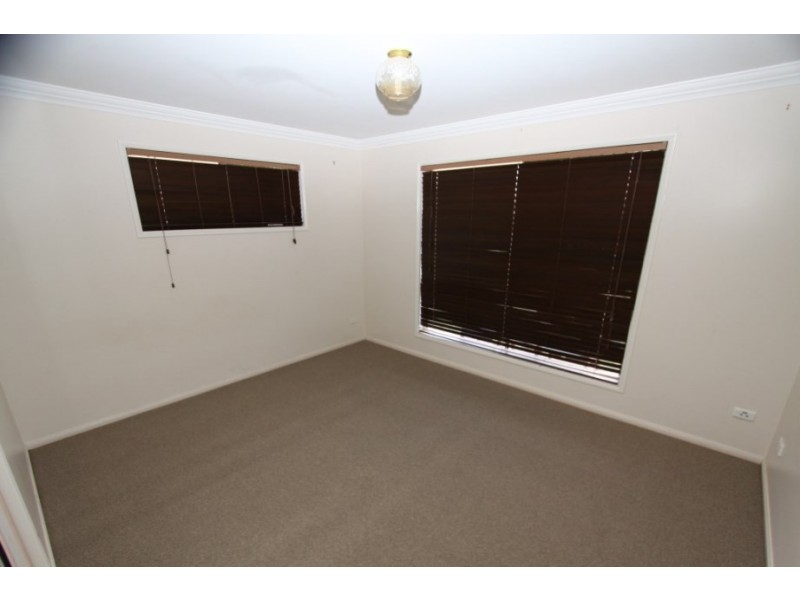 13 Olive Grove, Kingaroy QLD 4610