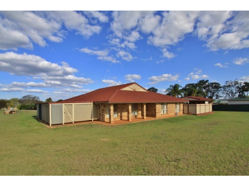 13 Olive Grove, Kingaroy QLD 4610