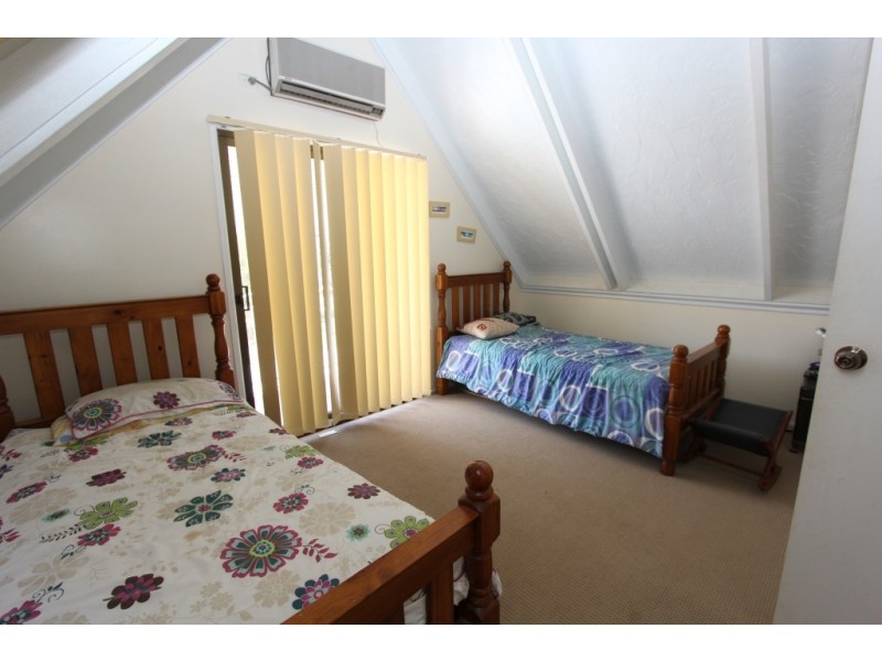 31 North Kerton Rd, Nanango QLD 4615