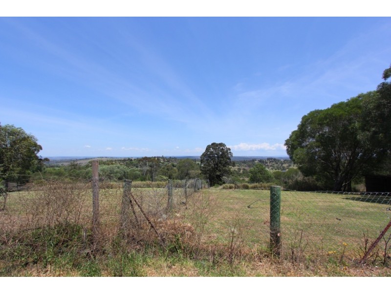 31 North Kerton Rd, Nanango QLD 4615