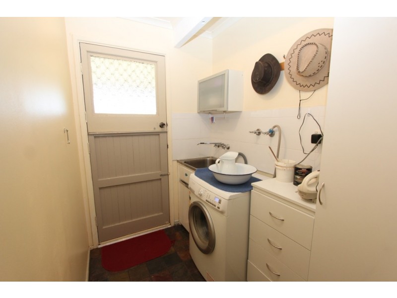 31 North Kerton Rd, Nanango QLD 4615