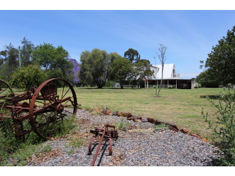 31 North Kerton Rd, Nanango QLD 4615