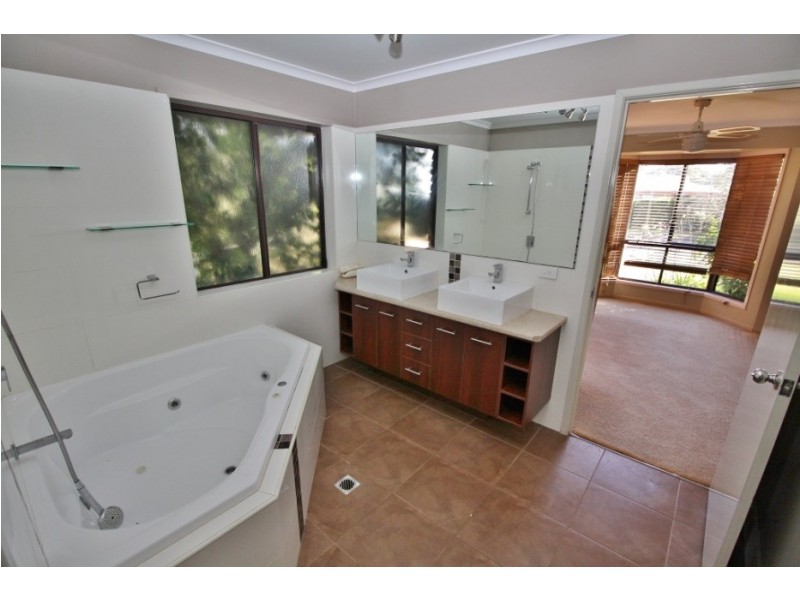 8 Lister Court, Kingaroy QLD 4610