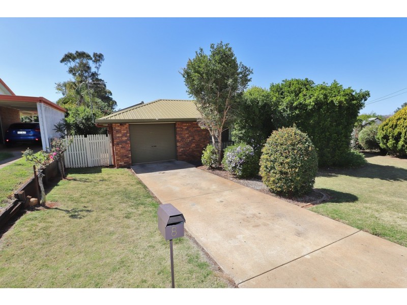 8 Lister Court, Kingaroy QLD 4610