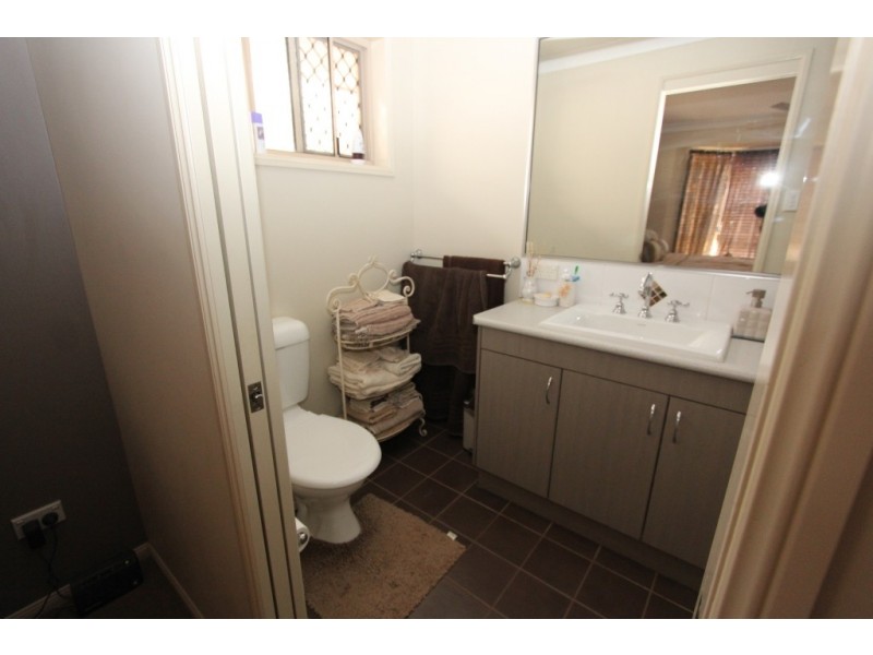 71 Ivy St, Kingaroy QLD 4610