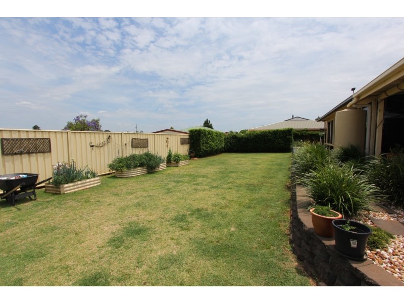 71 Ivy St, Kingaroy QLD 4610