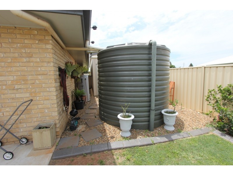 71 Ivy St, Kingaroy QLD 4610