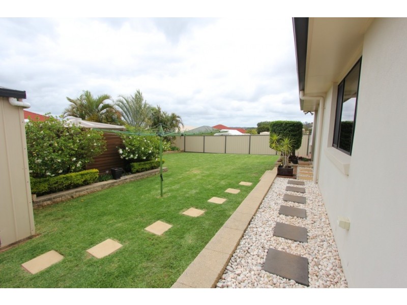 7 Hillview Parade, Kingaroy QLD 4610