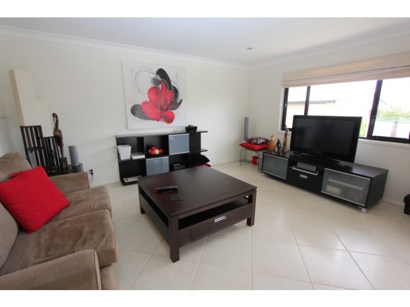 7 Hillview Parade, Kingaroy QLD 4610
