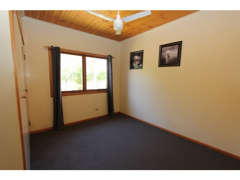 7 Tarong Drive, Kingaroy QLD 4610