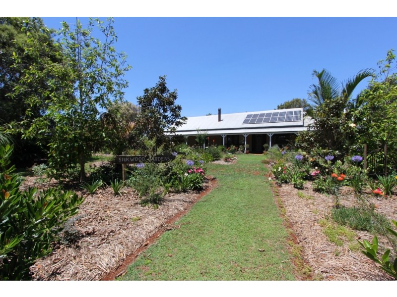 7 Tarong Drive, Kingaroy QLD 4610