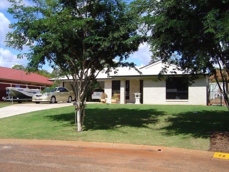 5 LeopardCourt, Kingaroy QLD 4610