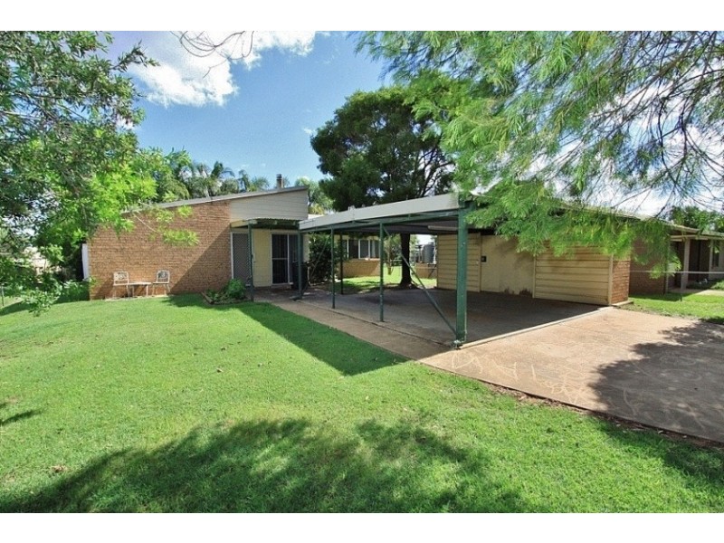 19 Buckingham Street, Kingaroy QLD 4610