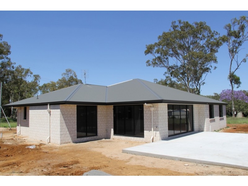 8-10 bethany, Kingaroy QLD 4610