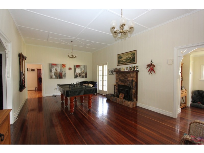 59 Alford St, Kingaroy QLD 4610