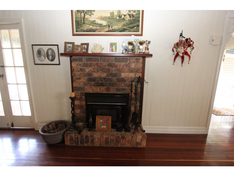 59 Alford St, Kingaroy QLD 4610