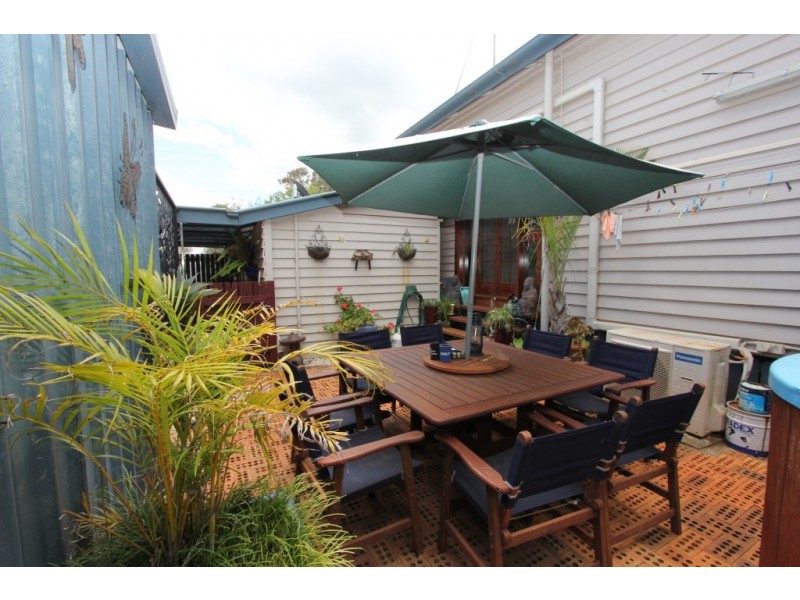 59 Alford St, Kingaroy QLD 4610