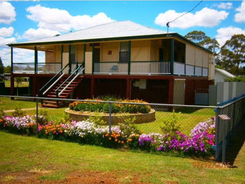 27 Rodney Street, Proston QLD 4613
