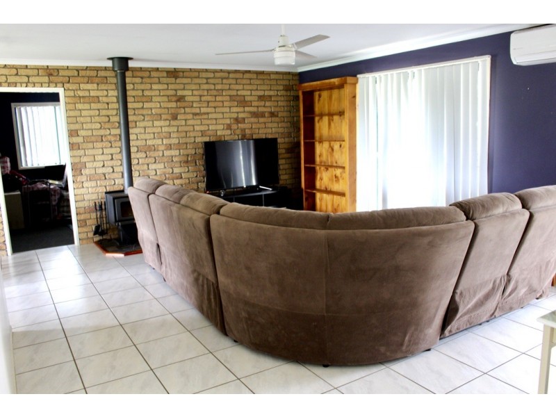 2 Nevin Court, Kingaroy QLD 4610