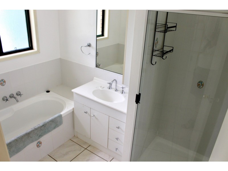 2 Nevin Court, Kingaroy QLD 4610