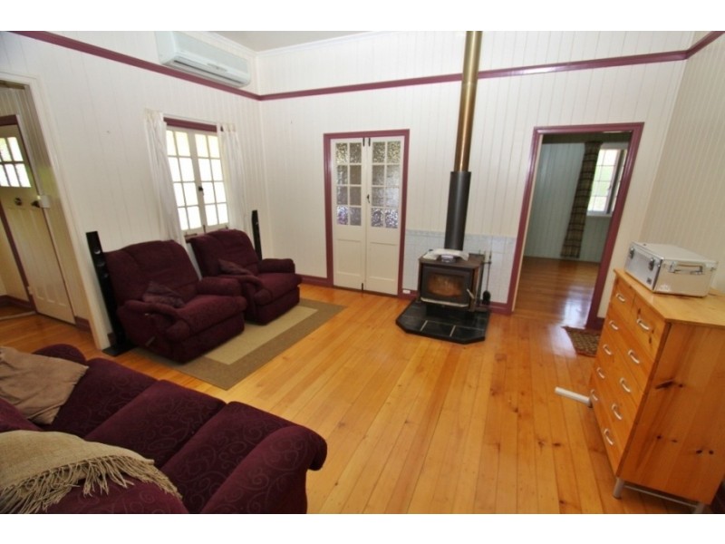 7-9 Gooyong Street, Kingaroy QLD 4610