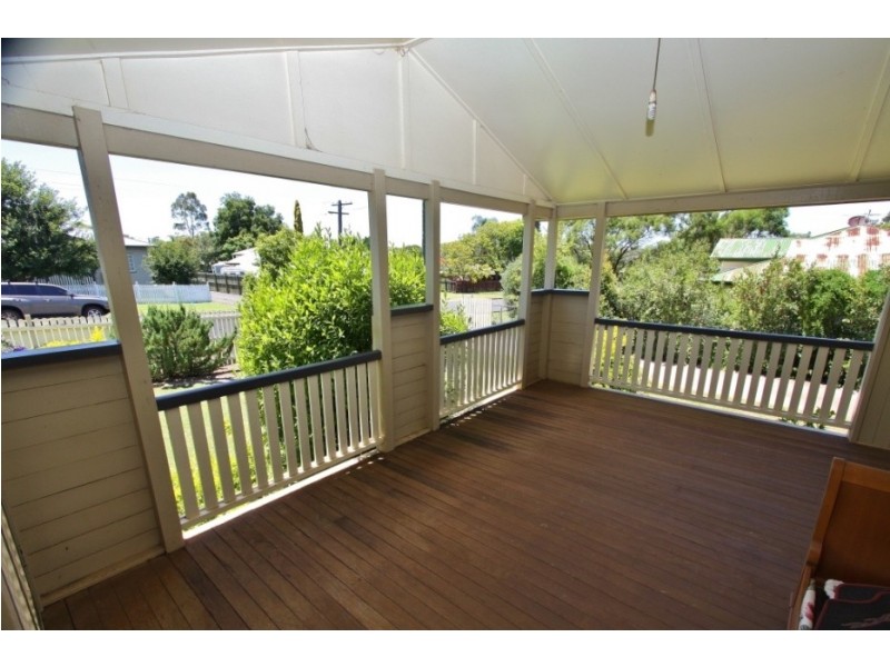 7-9 Gooyong Street, Kingaroy QLD 4610