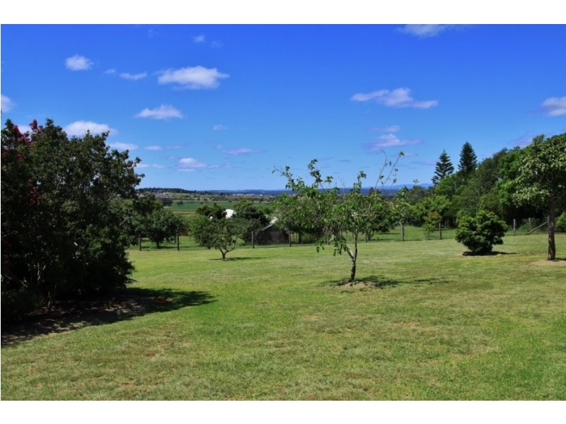 13 Couchmans Road, Kingaroy QLD 4610