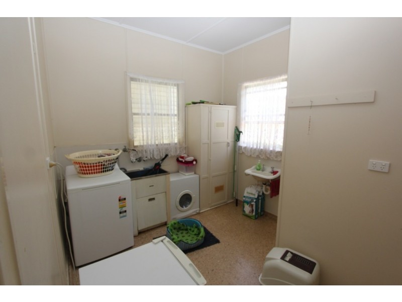 17 Jarrah St, Kingaroy QLD 4610