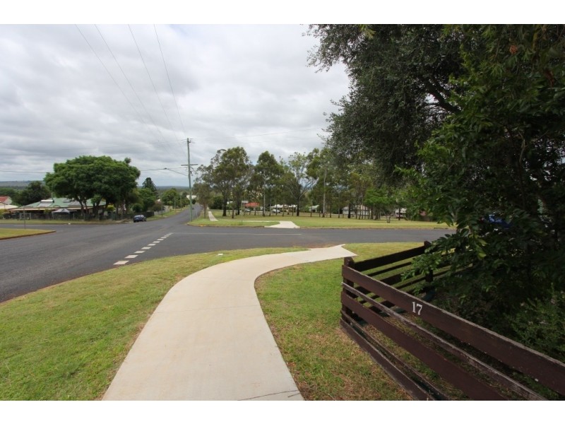 17 Jarrah St, Kingaroy QLD 4610