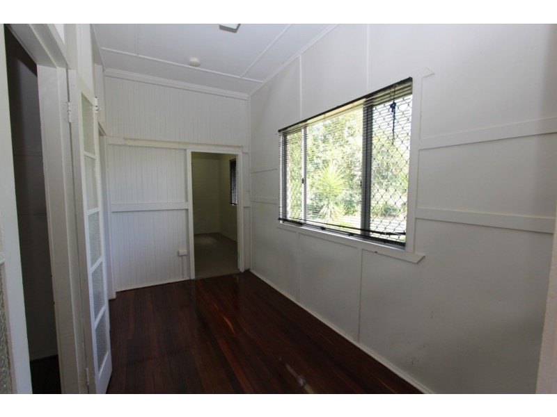 27 Fitzroy St, Kingaroy QLD 4610